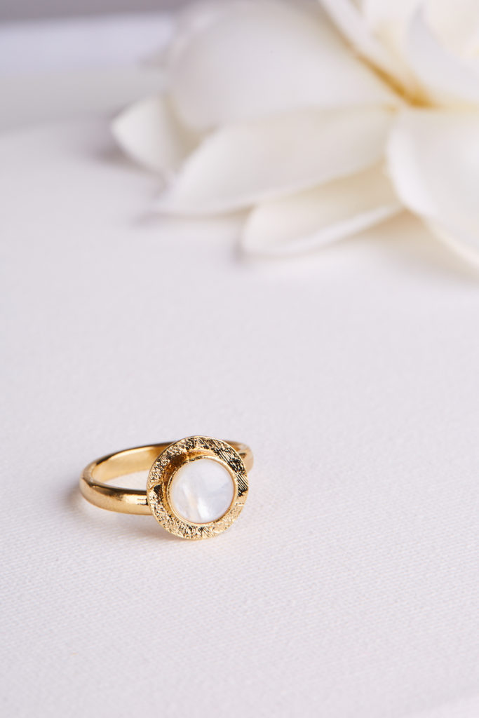 bague nacre et plaqué or made in France Billie