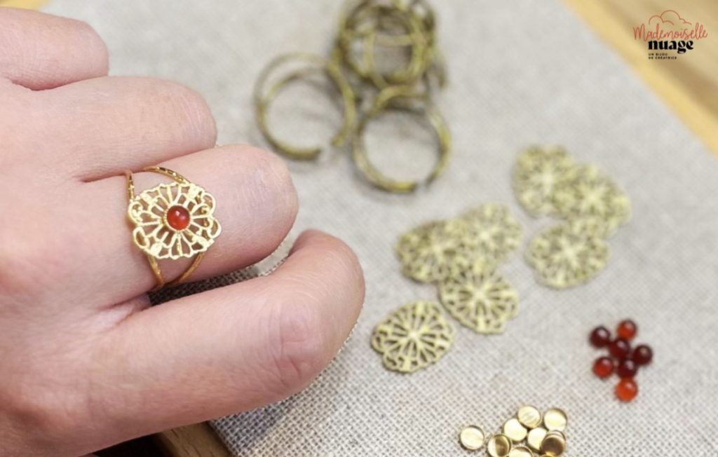 Bijoux artisanaux par Mademoiselle Nuage